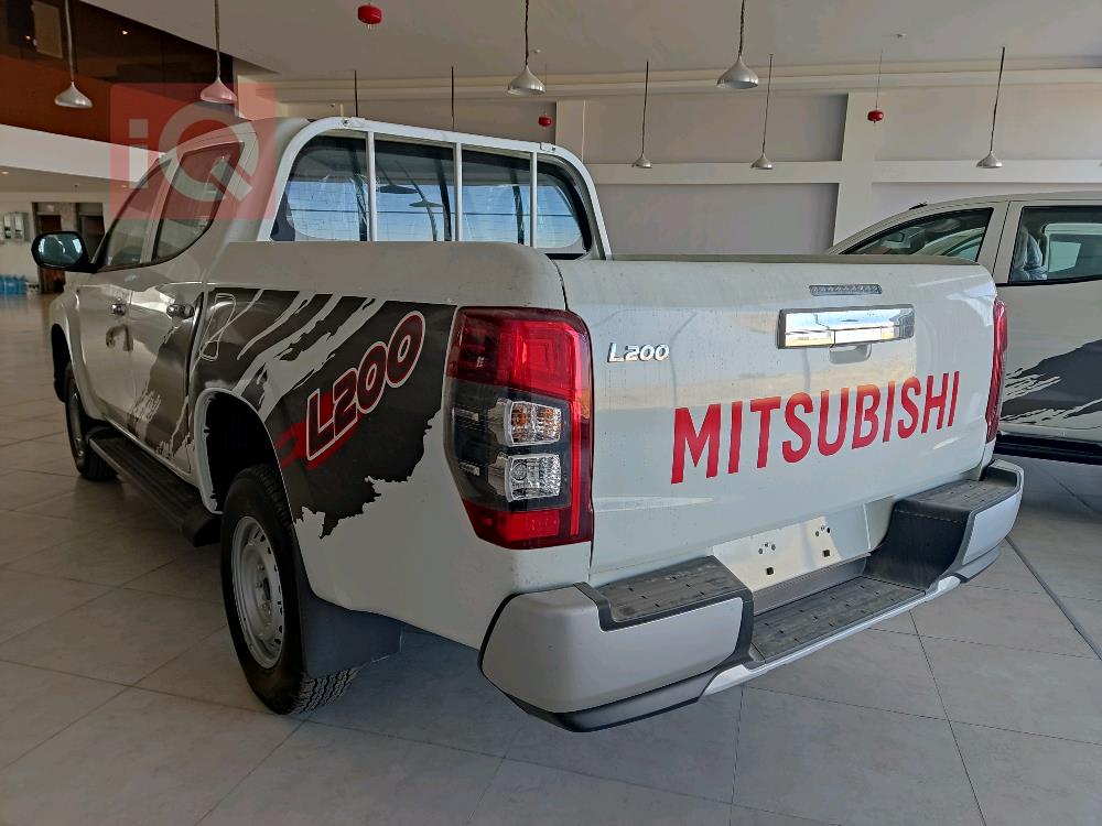 ميتسوبيشي L200